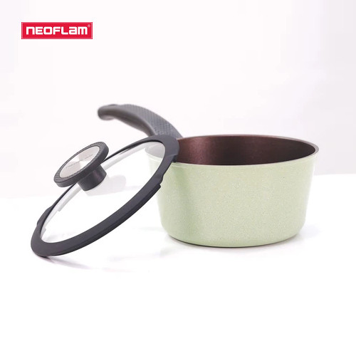 [Hàng chính hãng] Nồi sâu chống dính bếp từ Neoflam Reverse 18cm, thể tích 1.9lít, thành cao 9.8cm, đáy dày 35mm, vung thủy tinh chịu nhiệt viền silicone đen,phủ chống Daikin 4 sao thế hệ mới bền bỉ. Màu xanh cốm.