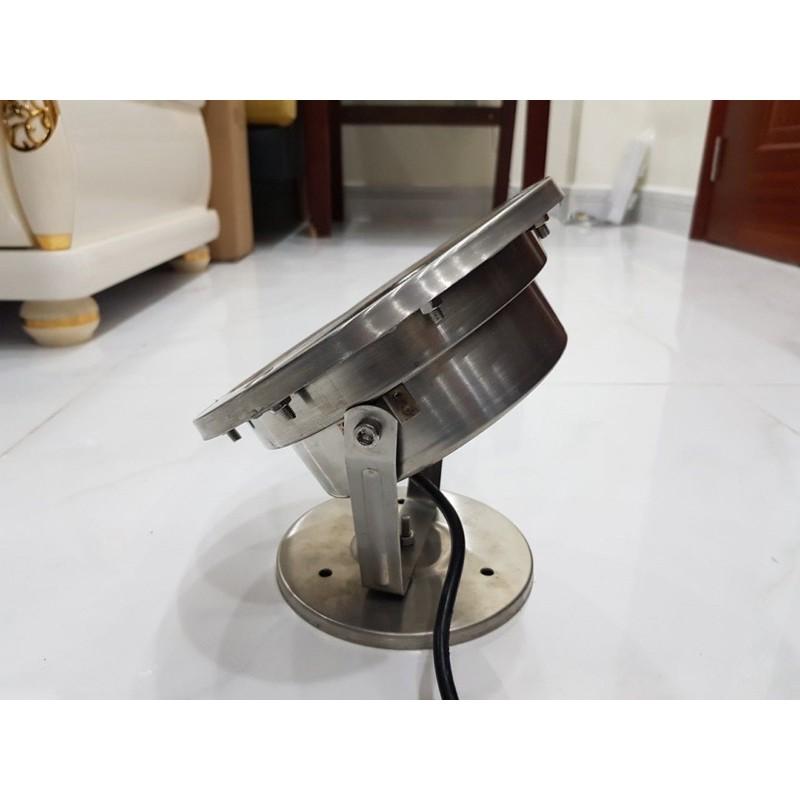 Đèn LED âm nước 18w ánh sáng vàng