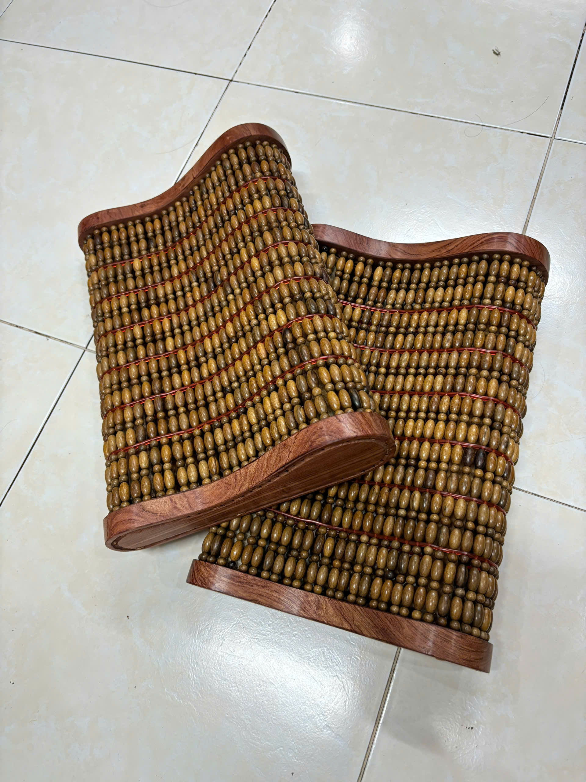 Gối Hạt Gỗ Bách Xanh Cao Cấp - Kích Thước 43cmx24cmx8/4cm  Hỗ Trợ Côt Sống Cổ Giấc Ngủ Sâu Thoải Mái