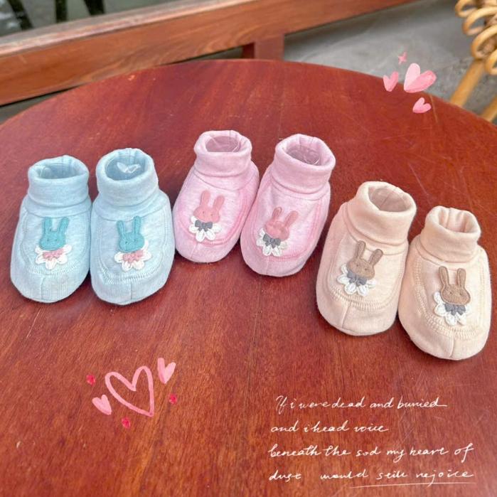 Giày Bao Chân Cổ Cao Giữ Ấm Chân Cotton 2 Lớp Dày Dặn Cho Bé 0-3 tháng - Phù hợp mùa lạnh, thu đông - Hồng