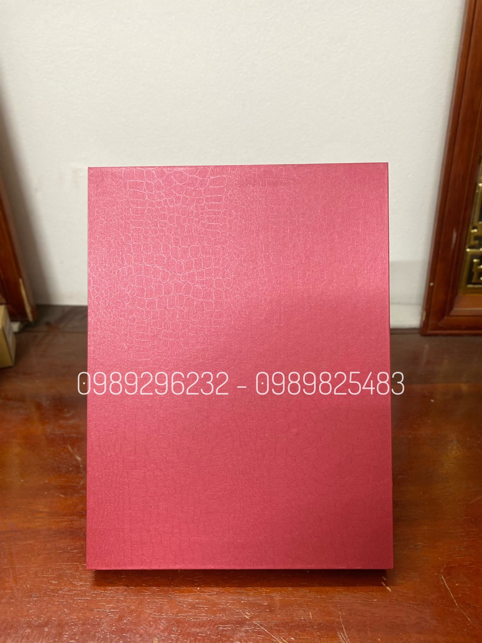 Tranh chữ Tri Ân bằng đồng mạ vàng 24k cao cấp - tranh Tri Ân mạ vàng quà tặng