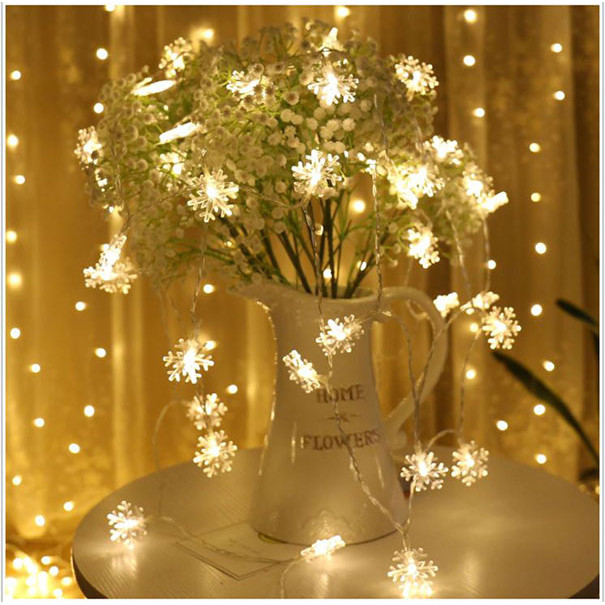 Đèn Led Trang Trí Bông Tuyết Dài 6M - 40 Bóng Trang Trí Noel Lễ Tết