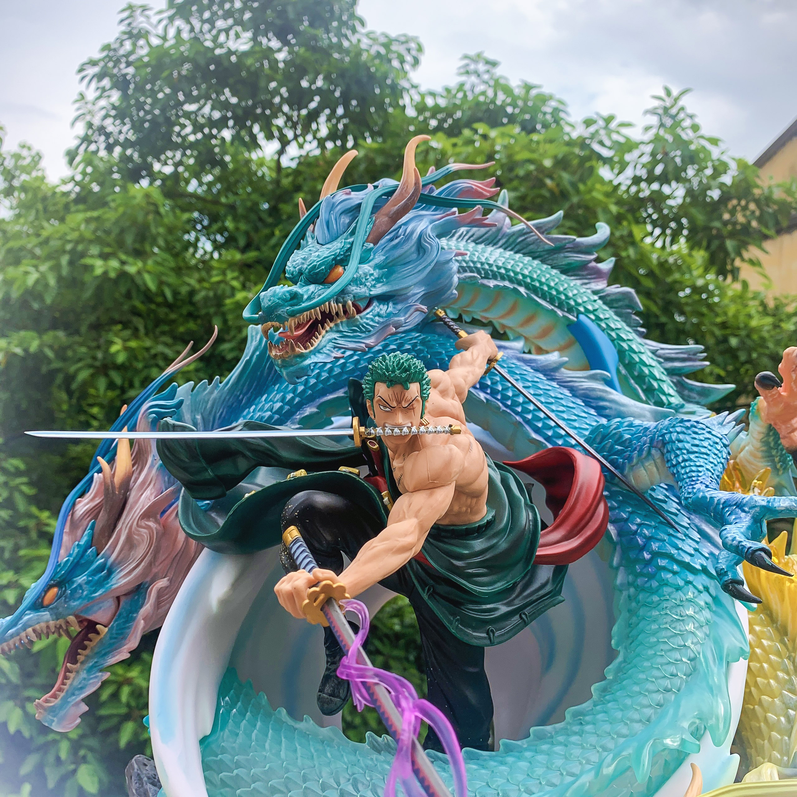 Mô hình zoro tam long hàng mới siêu khủng ( one piece )