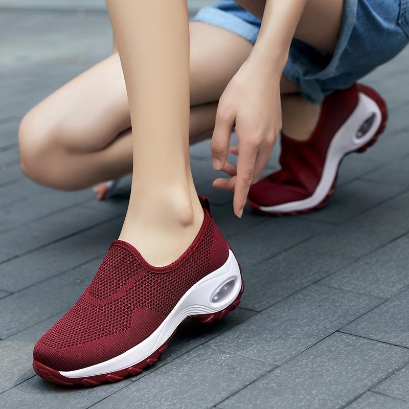 2020 Fashion women outdoor soft running sneakers casual sport shoes