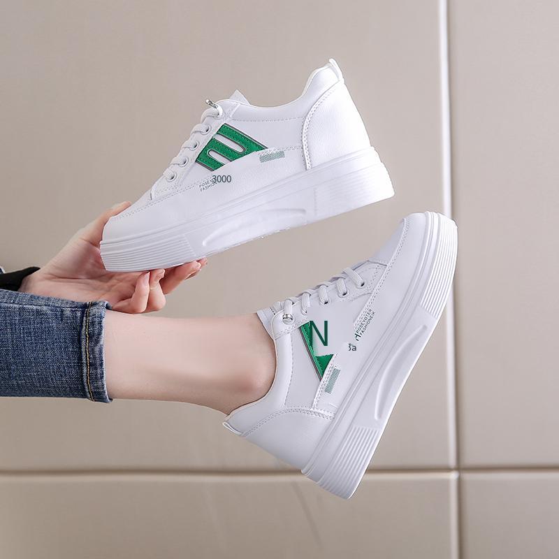 Ưu đãi đặc biệt giày nhỏ màu trắng giày thể thao ngoài trời thoáng khí giày chạy bộ ngoài trời