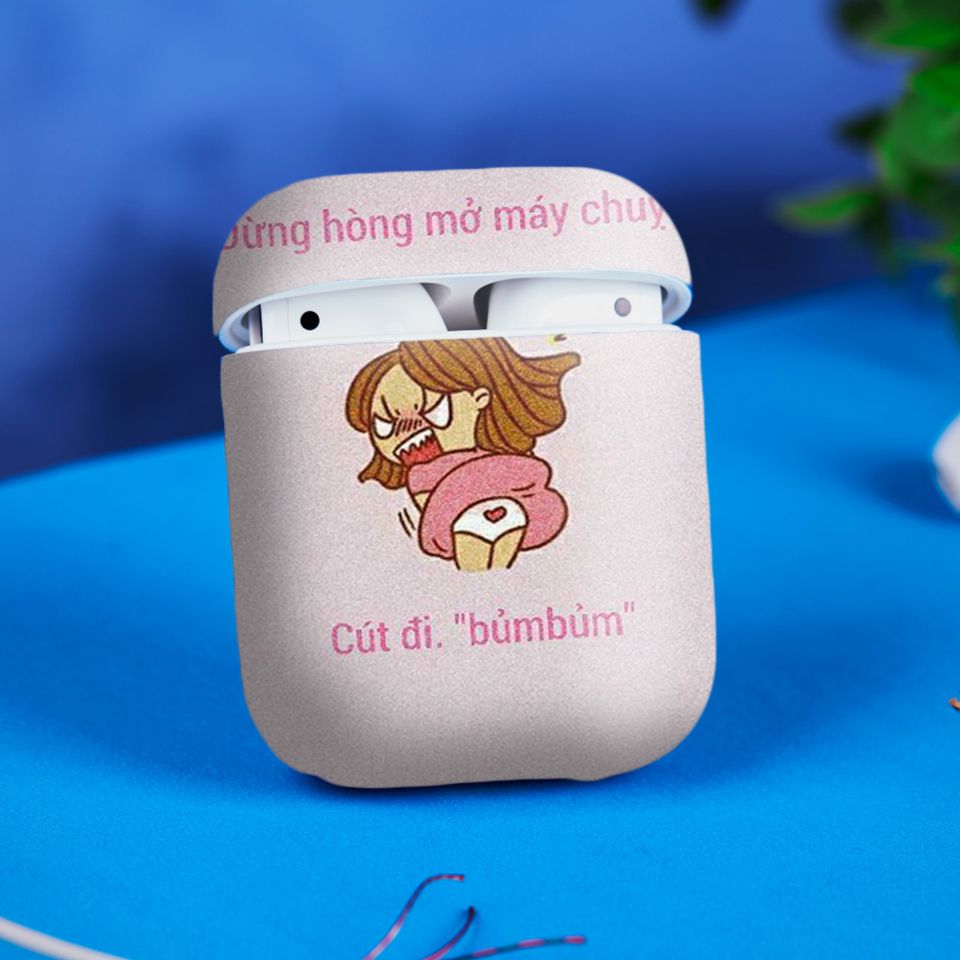 Miếng dán skin chống bẩn cho tai nghe AirPods in hình Đừng mở máy chị - fun014 (bản không dây 1 và 2)