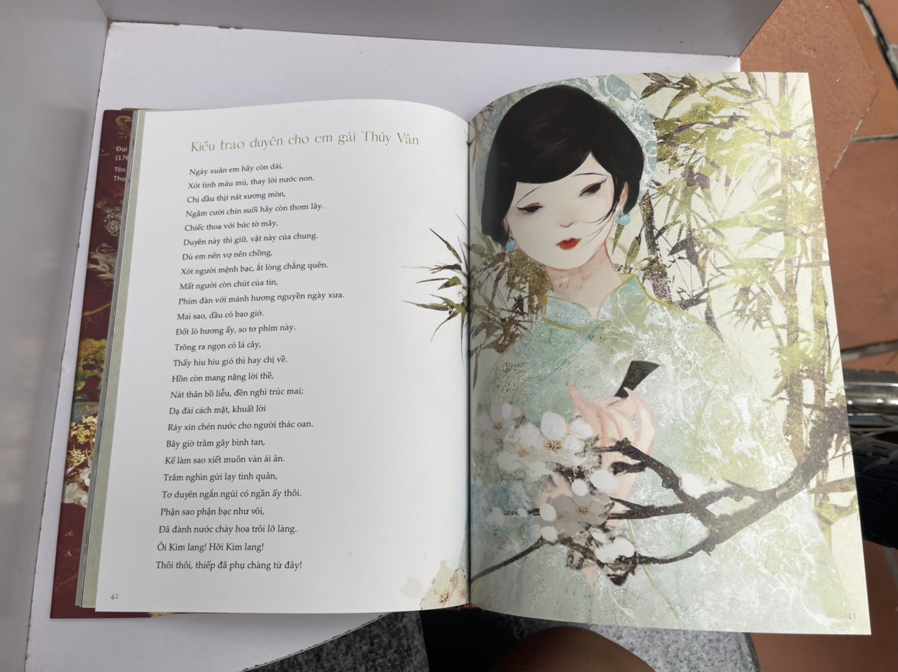 Hình ảnh [bìa cứng sách artbook] KÝ MỘNG – Nguyễn Du – NIAYU minh họa - ấn bản kỷ niệm 65 năm thành lập NXB Kim Đồng