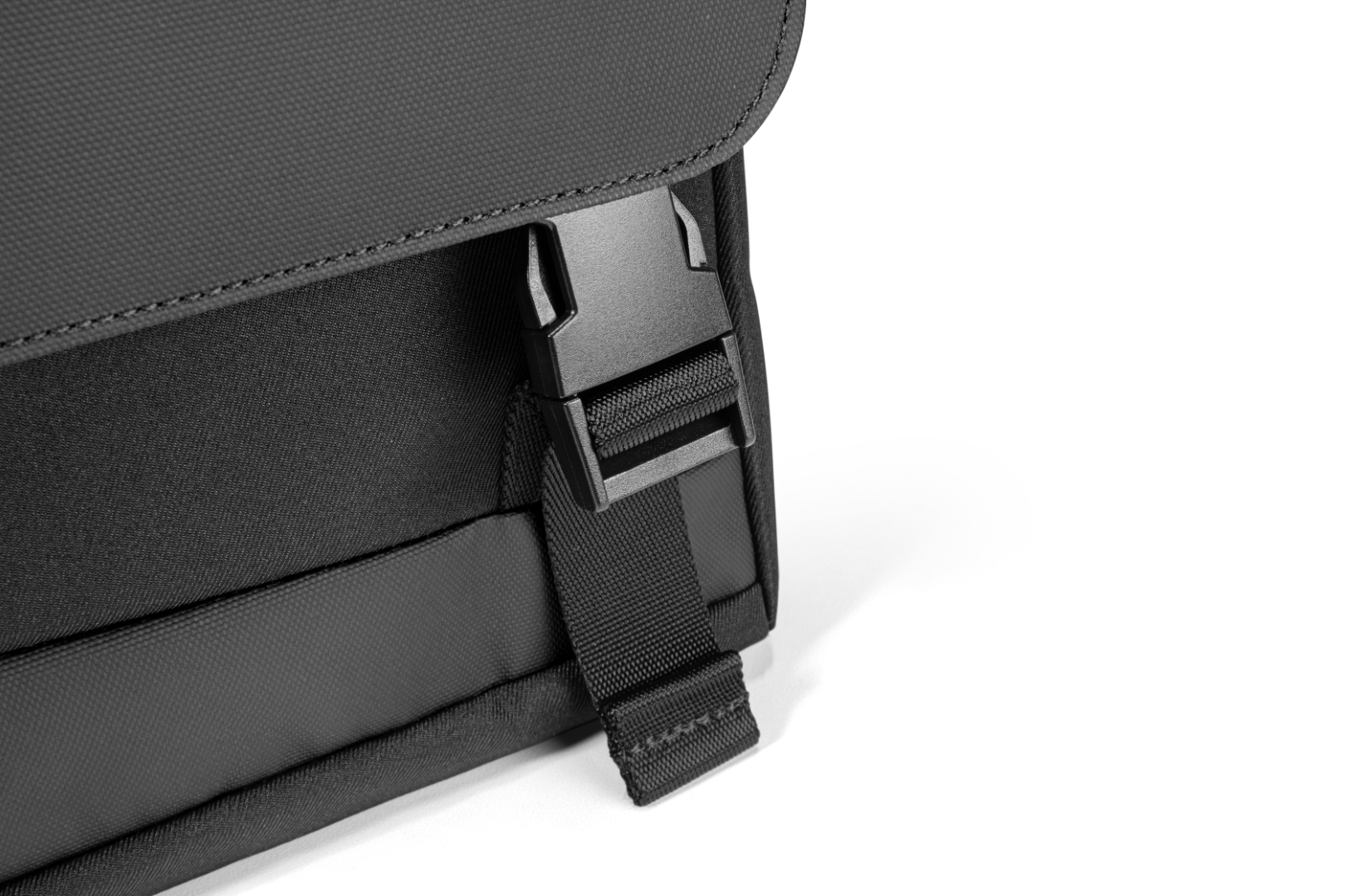 Túi Đeo Chéo Tomtoc Slash-T27 Shoulder Bag Meteorite - T27S1D1