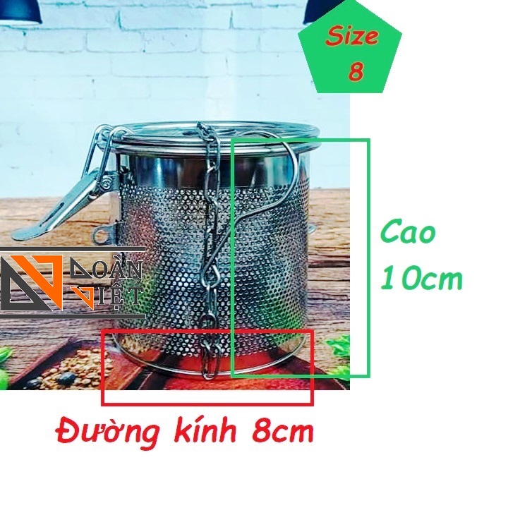 Dụng Cụ Lọc Trà, Lọc Gia Vị INOX Cao Cấp, có móc treo tiện dụng - Size 8cm. Dụng cụ pha chế, chế biến lọc cặn bã xác trà, gia vị thực phẩm NHANH HIỆU QUẢ. Phù hợp cho Nhà hàng Bar, quán ăn, quán nước ĐẲNG CẤP