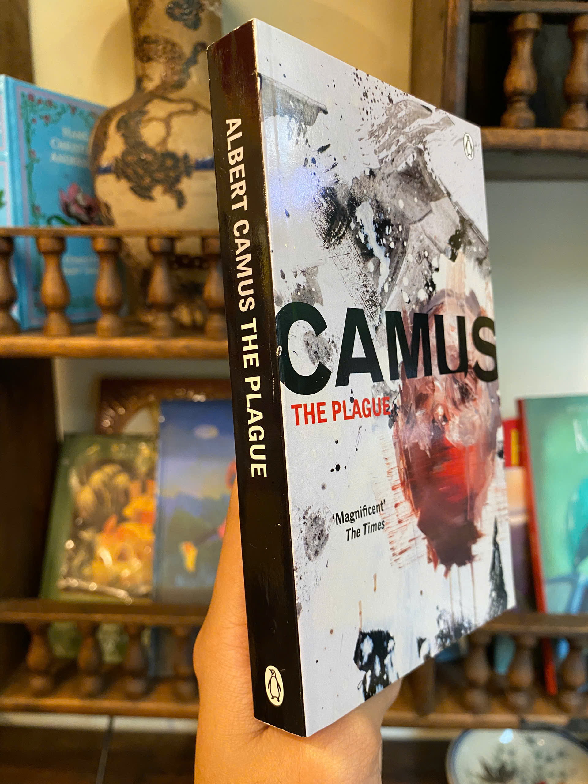 Sách - The Plague by Albert Camus | Classics Fiction / French Literature