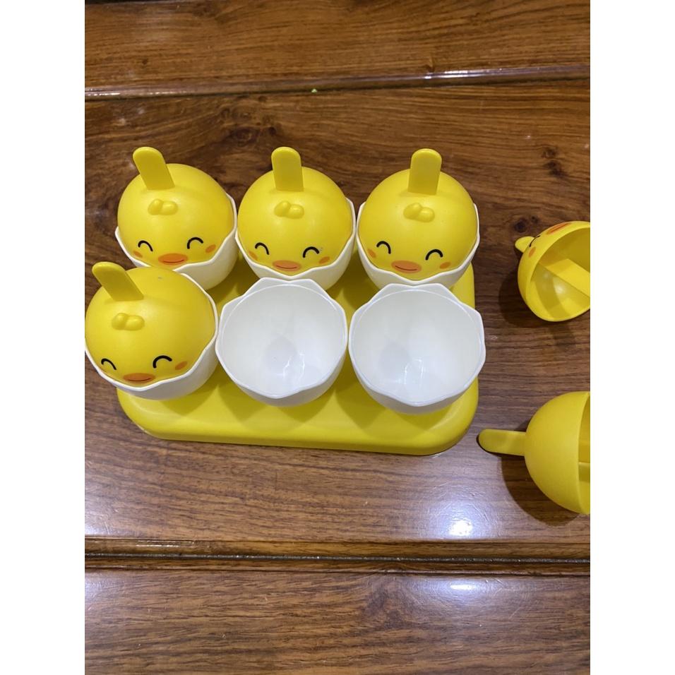 Khuôn Làm Kem Hình Quả Trứng Gà Cute Bộ 6 Khuôn Làm Kem Đáng Yêu Màu Vàng Có Chân Đế Chắc Chắn
