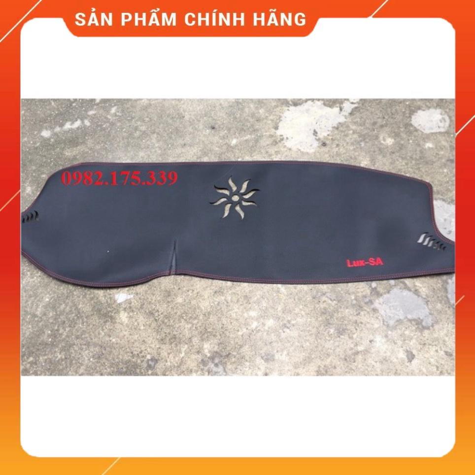 Thảm Taplo da cacbon xe Vinfast Lux SA cao cấp