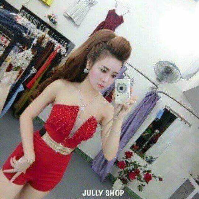 Jump ngắn cườm xẻ ngực