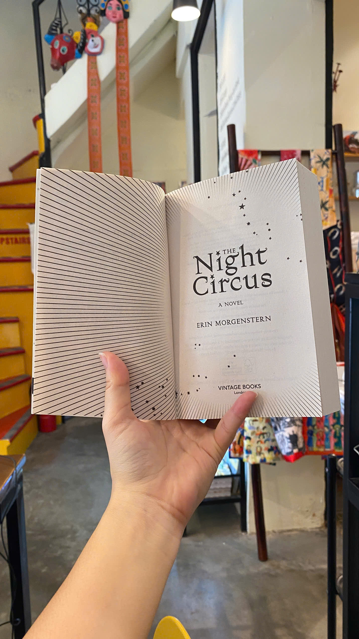 Sách - The Night Circus by Erin Morgenstern | Fantasy / Romance / Ngoại văn nhập khẩu
