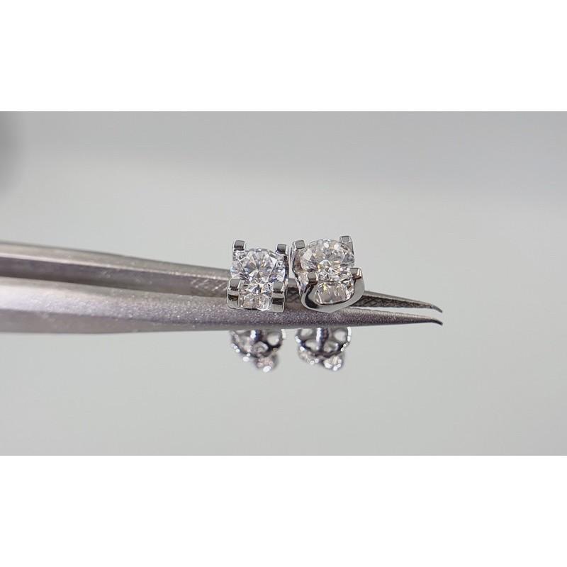 Bông tai nụ 4 chấu, chủ 4.5 Kim cương nhân tạo Moissanite, vàng 14k