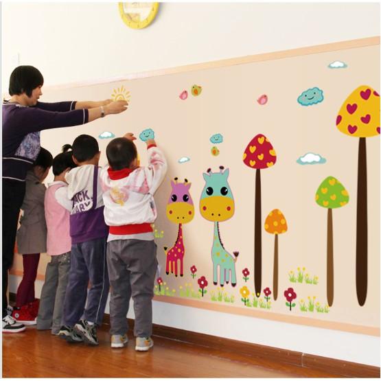 Decal trang trí đôi hươu xinh xắn