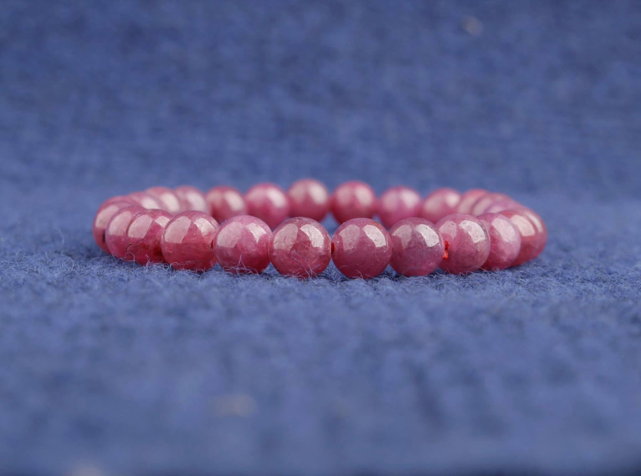 Vòng tay phong thủy đá Ruby size hạt 8 ly - đá thiên nhiên 100% bao kiểm định