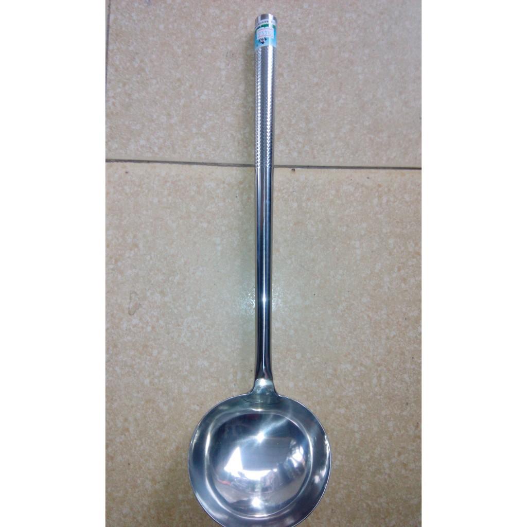 Muôi múc canh công nghiệp INOX cỡ đại cán dài 51cm dành cho bếp ăn tập thể, nhà hàng, khách sạn