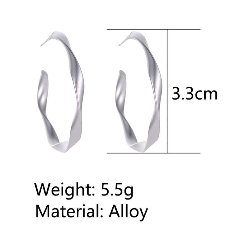 Khuyên tai kim loại kiểu dáng thời trang