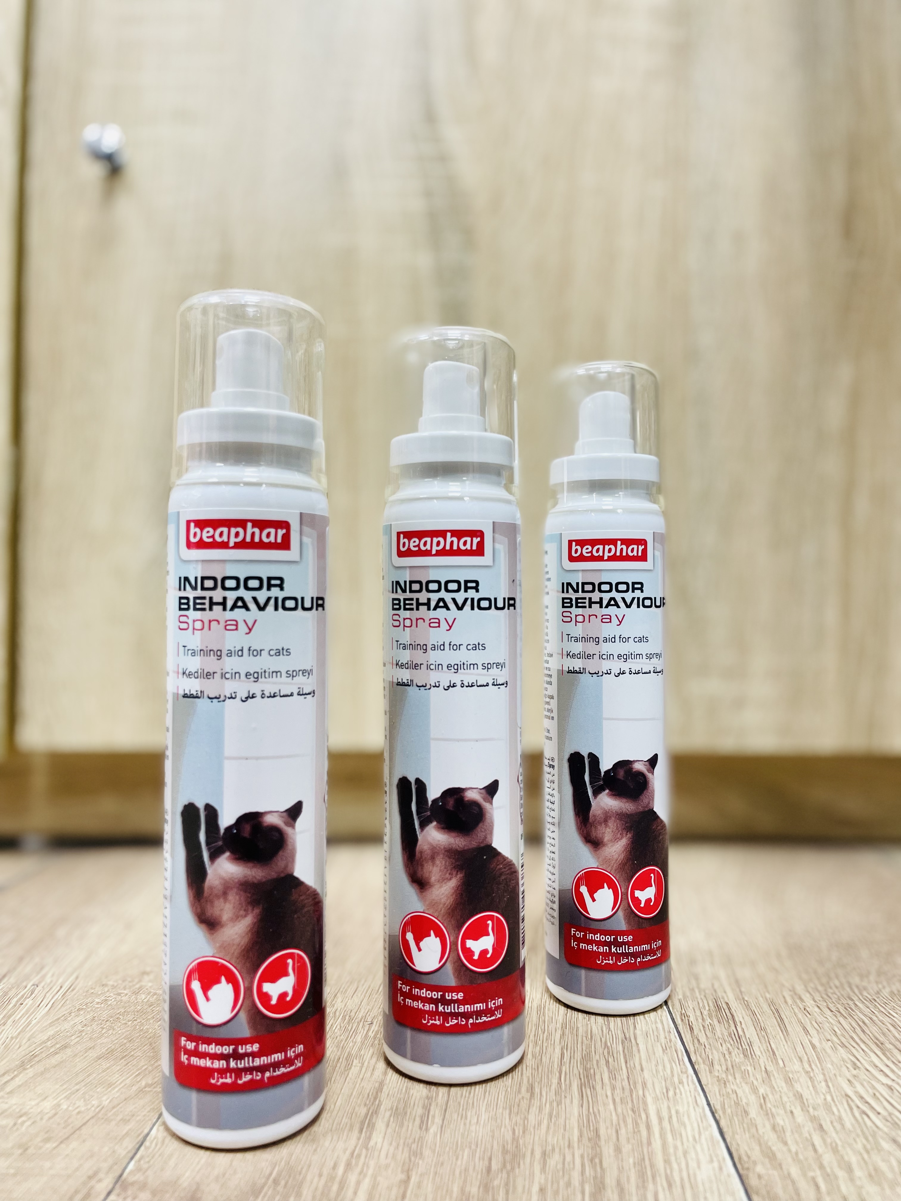 Bình xịt chống chó mèo phá đồ Beaphar Indoor Behaviour Spray