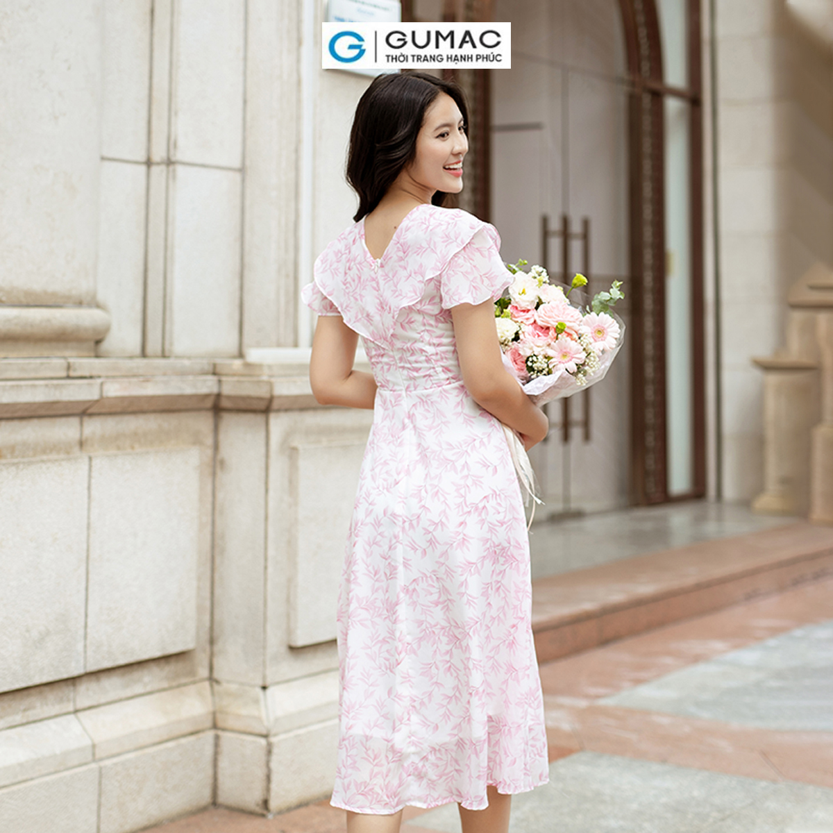 Đầm A 2 lớp họa tiết cổ V bèo nữ tính thanh lịch thời trang GUMAC DD06009