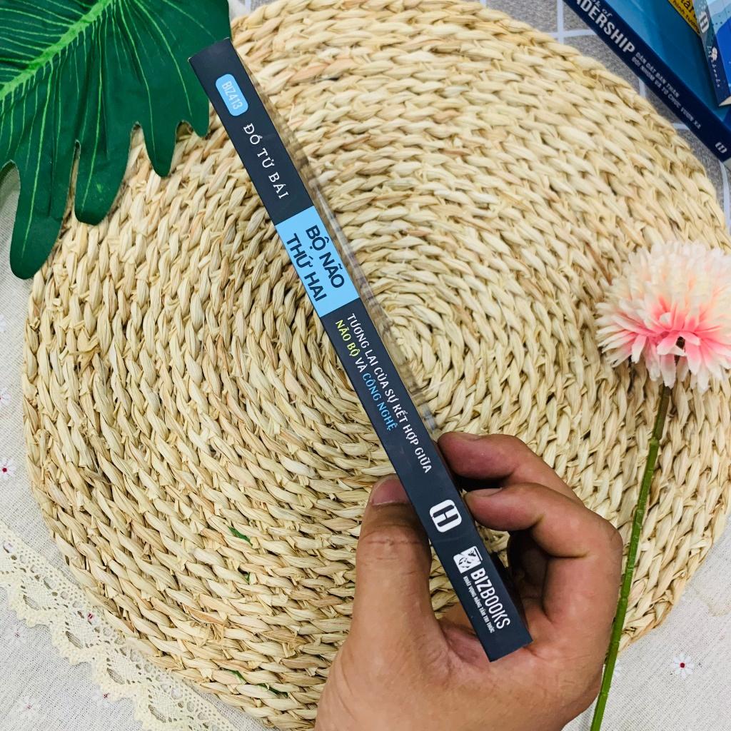 Bộ Não Thứ Hai: Tương Lai Của Sự Kết Hợp Giữa Não Bộ Và Công Nghệ - Bản Quyền