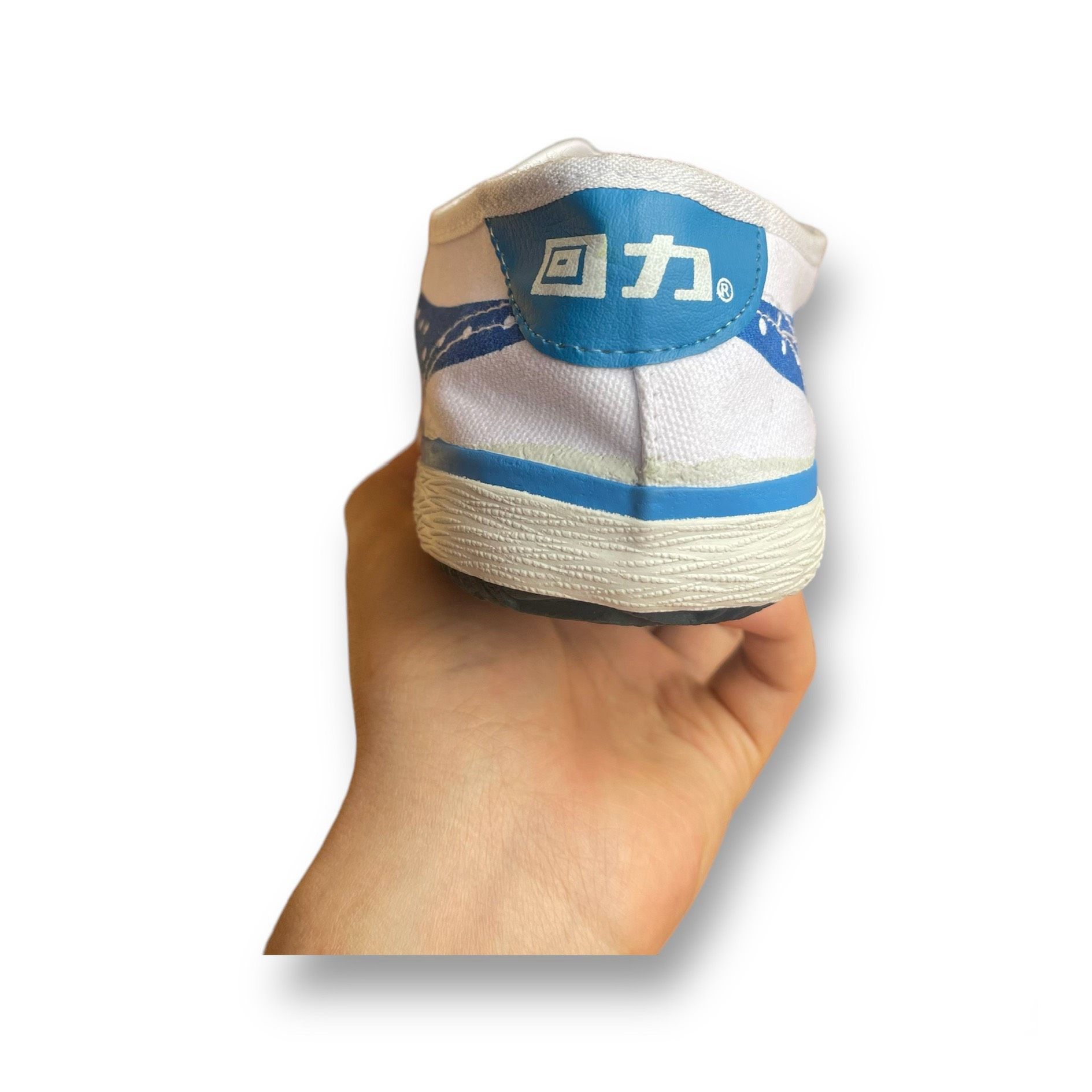 Giày Bata Tàu Đế Đen Cao Su WARRIOR Chính Hãng Chuyên Đá Bóng Sân Cỏ Nhân Tạo Phủi Cao Cấp Siêu Bền Size 38 - 43