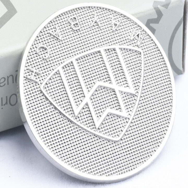 Logo nắp capo đầu xe ô tô, xe hơi  Maybach GZ88