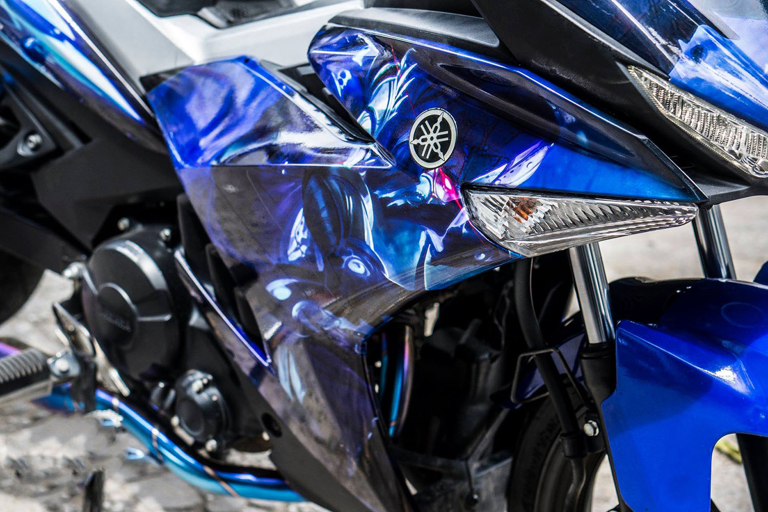 Tem trùm Exciter 150 Blue Anime