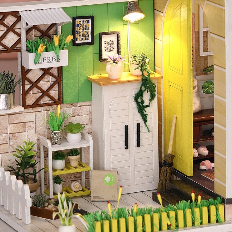 Mô hình nhà DIY Doll House Gothenburg Studio Kèm Đèn LED và Mica chống bụi