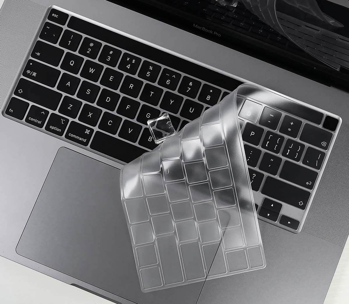 Miếng Lót Phím Trong Suốt TPU bảo vệ bàn phím Macbook chống bụi bẩn, chống nước