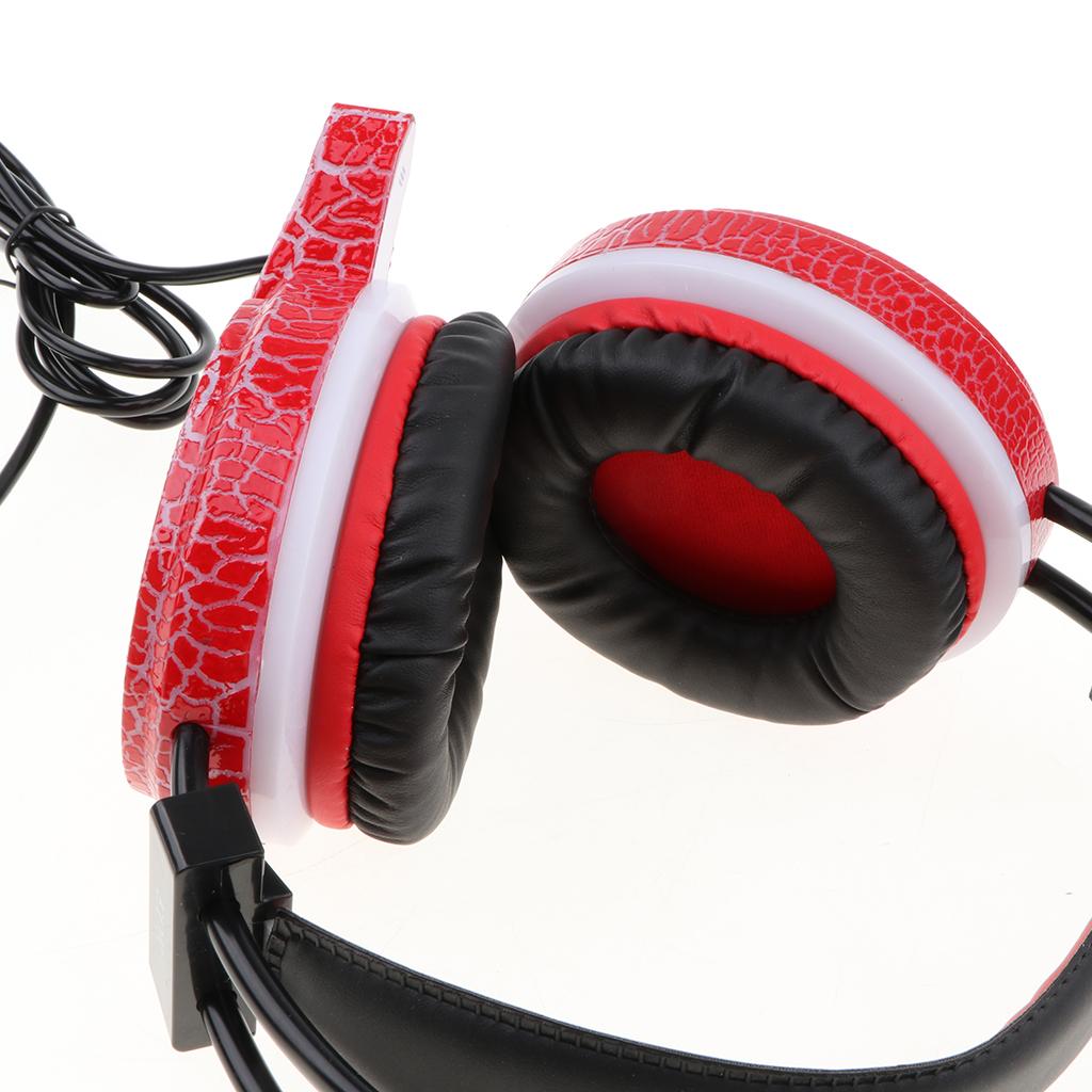 Gaming Headset With Microphone, Headphone with LED Light for Laptop Mobile Phones PC