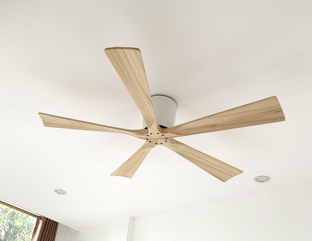 Quạt Trần Gỗ Phong Cách Đông Dương LÊ GIA LGFAN738V - Chiều Cao 22cm - Sải Cánh 132cm - Bảo Hành 5 Năm