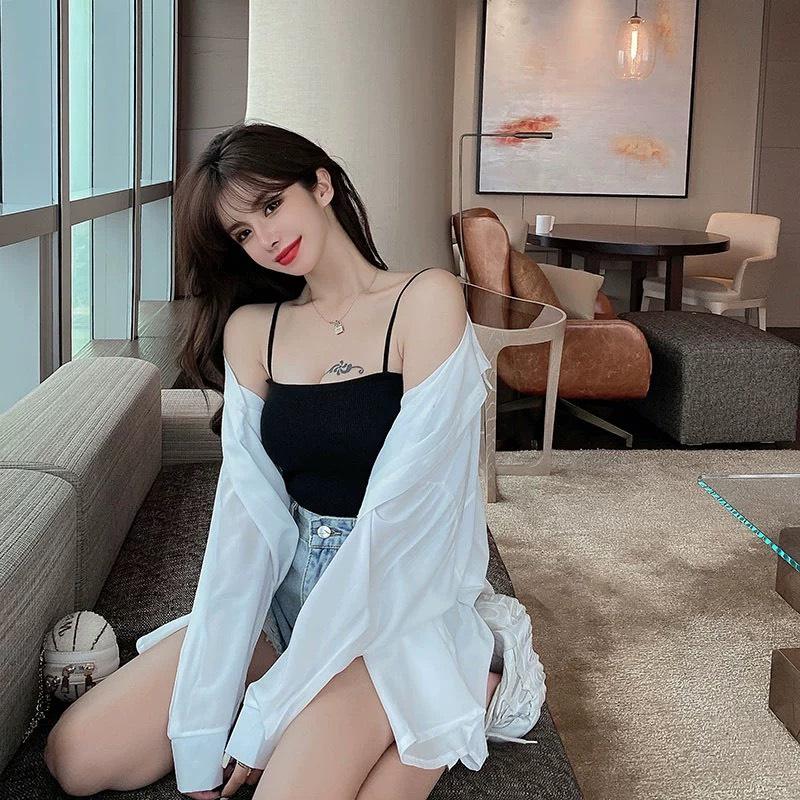 Áo Sơ Mi Nữ From Rộng CHIPY Chất Đũi Kiểu Công Sở Dài Tay Phồng 2 Túi Dáng Dài Hàn Quốc Vải Lụa Màu Trắng Cổ Đức Vintage