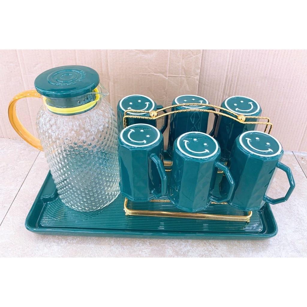 Hình ảnh Bộ bình đựng nước thủy tinh kèm 6 cốc màu khay sứ, giá úp cốc kim loại mạ vàng sang trọng
