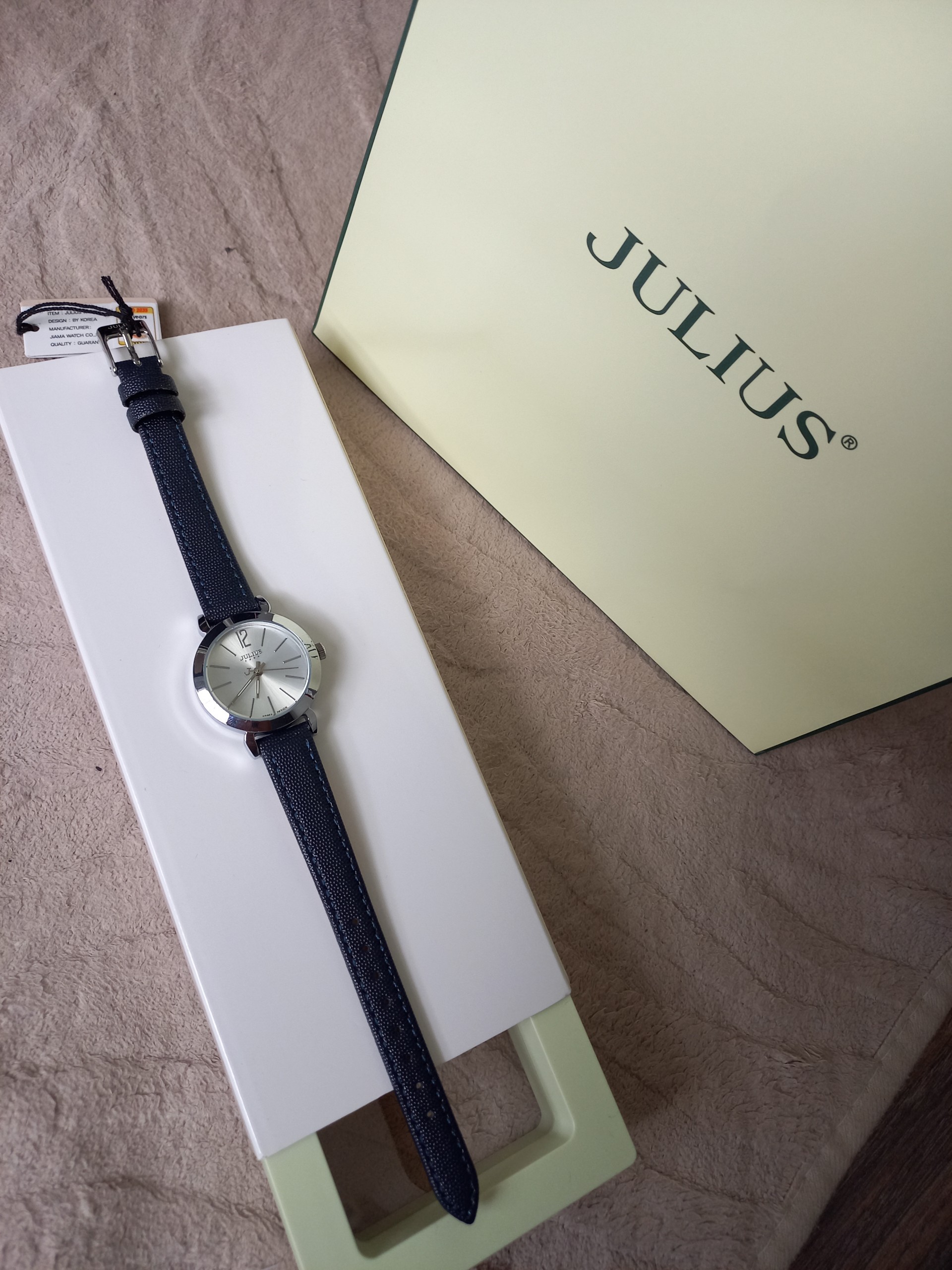 Đồng hồ nữ dây da Julius Ja-732