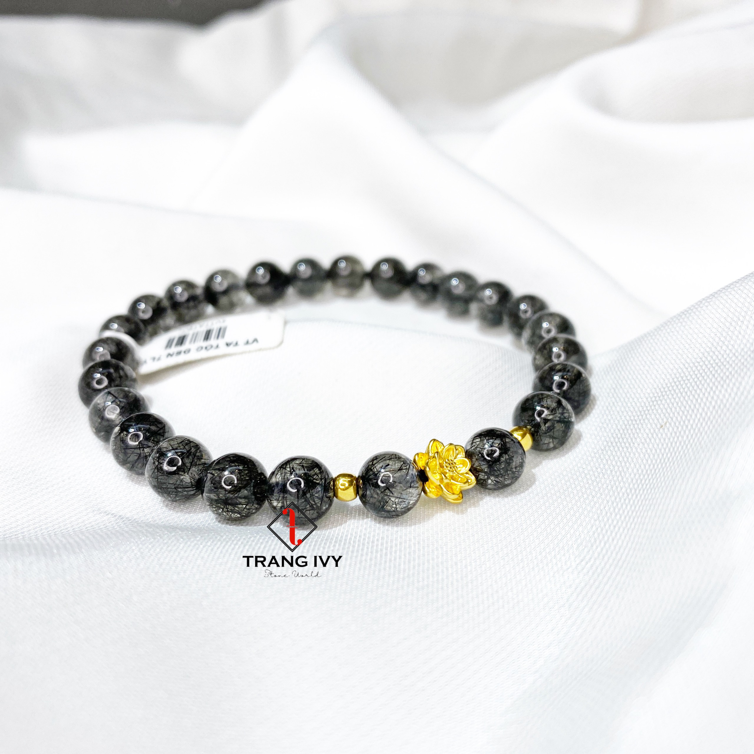 Vòng tay thạch anh tóc đen mix charm Hoa sen vàng 24k