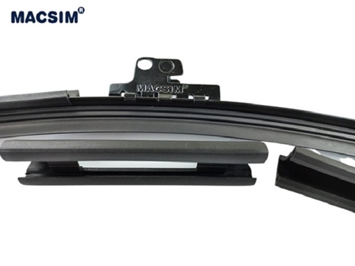 Combo cần gạt nước mưa ô tô Nano Silicon Macsim cho xe Mazda3 2006-2012