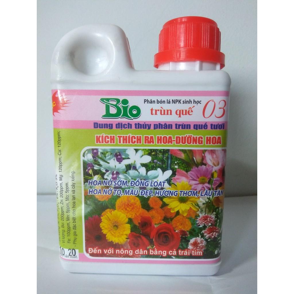Phân bón lá sinh học Bio TRÙN QUẾ 03 kích thích ra hoa, dưỡng hoa - chai 250 ml