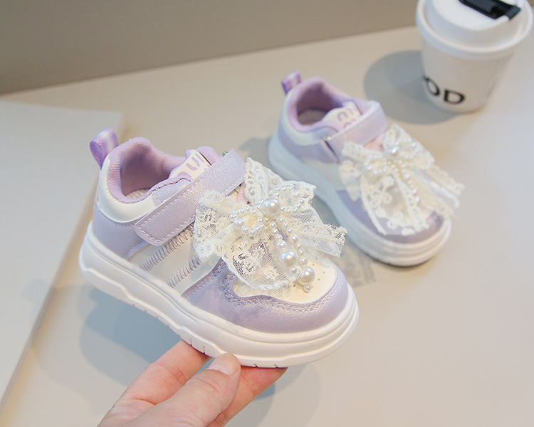 Giày thể thao cho bé phong cách dễ thương – GTE9171