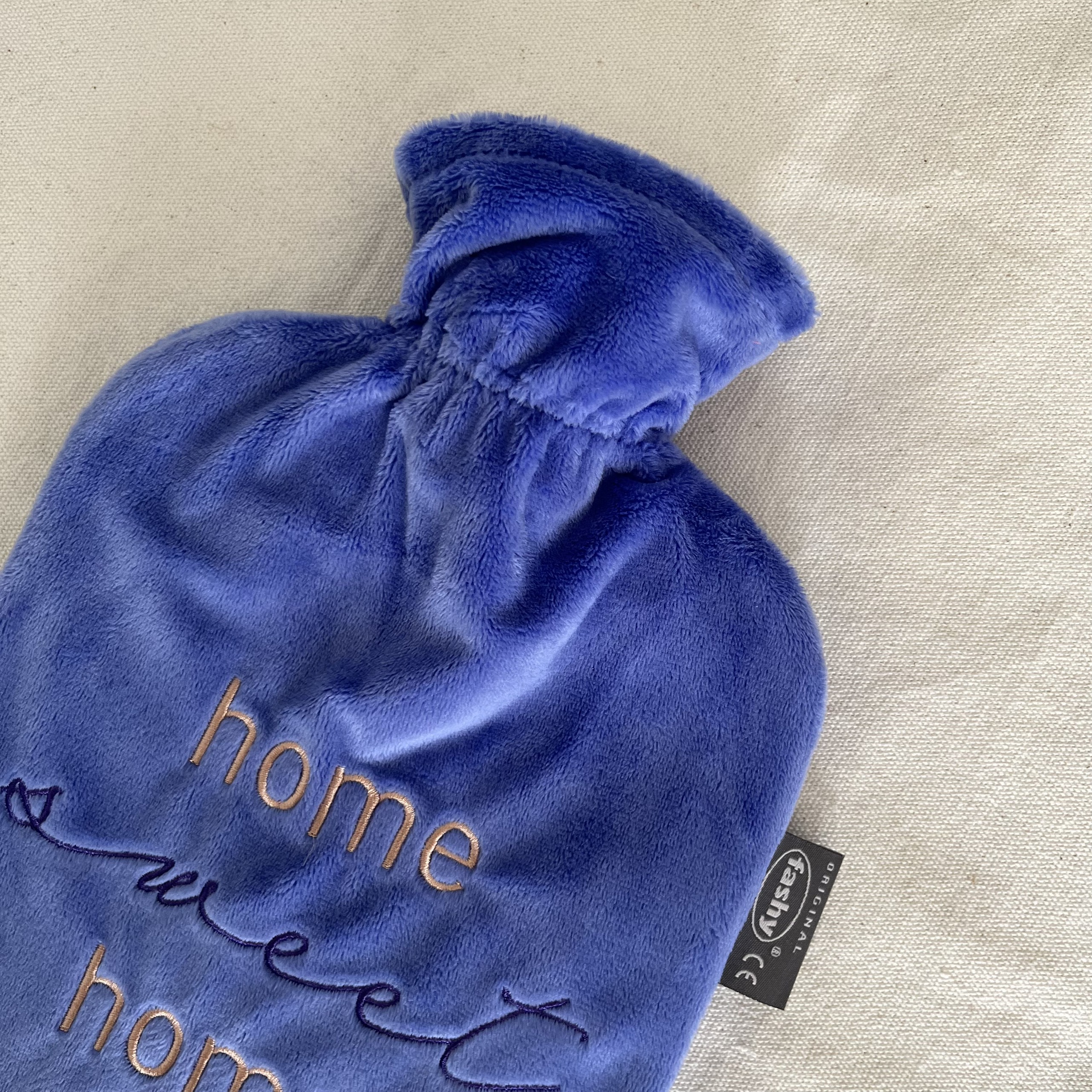 Túi chườm Fashy Germany Bọc Nhung thêu chữ đặc biệt 100% nhập khẩu từ Đức