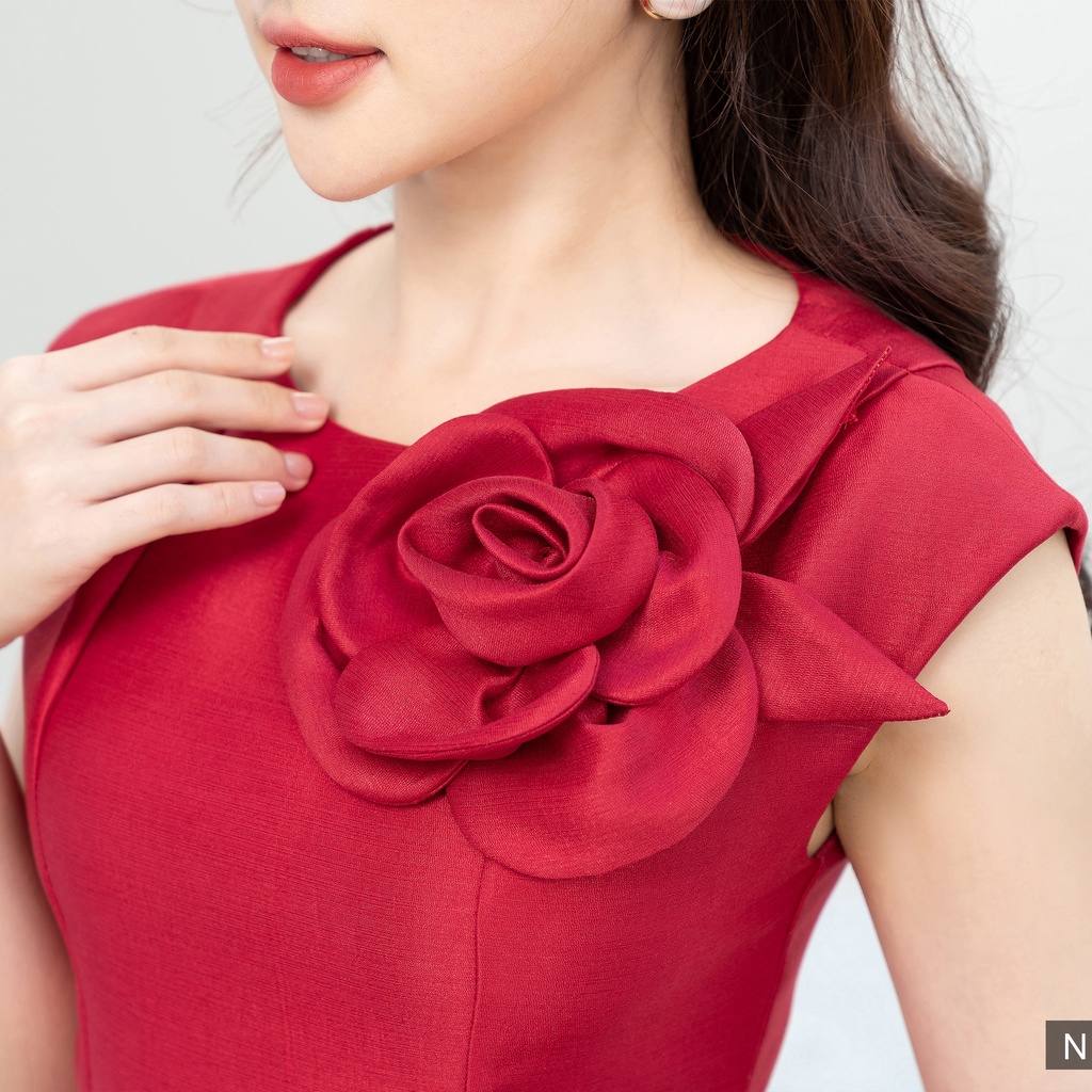 Đầm Dự Tiệc, Hoa Xếp Trước Ngực UK Fashion Dáng Xòe Thiết Kế Thanh Lịch Sang Trọng NKDV2209005
