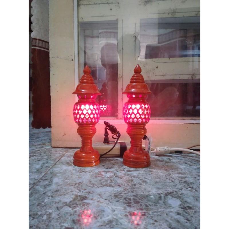 Cặp đèn thờ tổ ong gỗ hương cao 48cm
