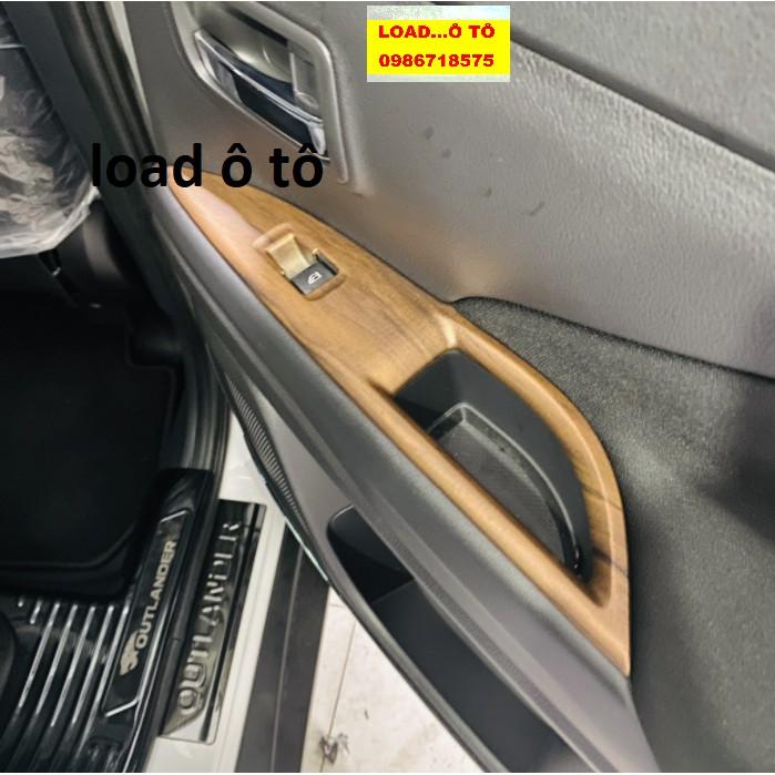 Ốp Nội Thất Vân Gỗ Xe Mitsubishi Outlander 2023-2018 Phanh Điện Tử Cao Cấp Nhất Thị Trường, Sẵn Keo Dán 3M