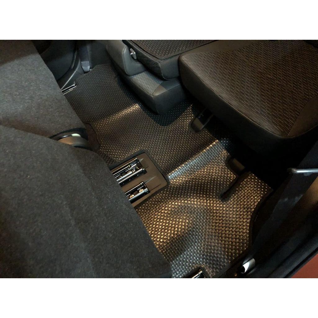 Thảm lót sàn ô tô KATA cho xe Suzuki Ertiga - Khít với sàn xe, Chống trơn, Không mùi, Không ẩm mốc