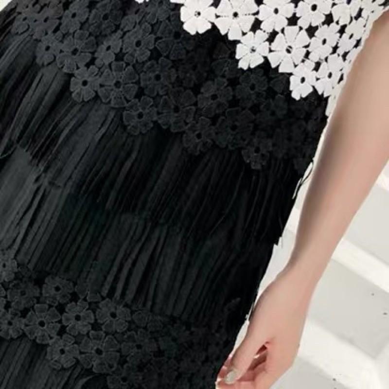 Đầm ren qc đen trắng siêu đẹp