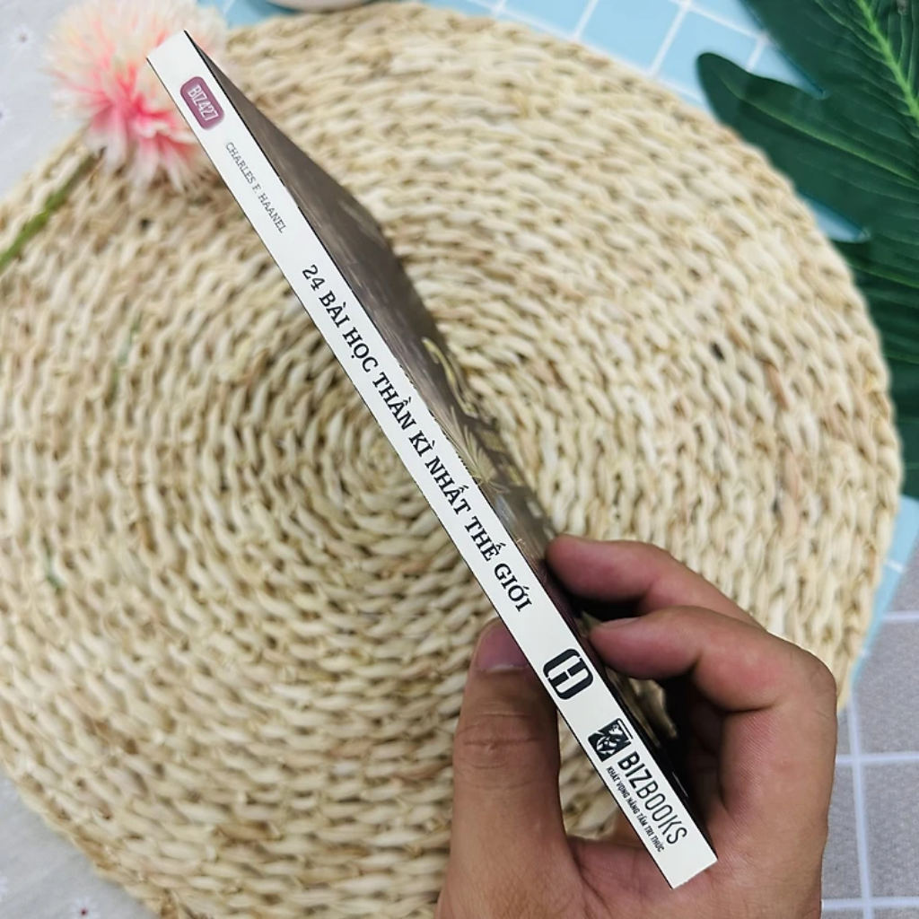 [Nhập 1212B15K giảm 15K đơn 199K] Sách - 24 Bài Học Thần Kì Nhất Thế Giới - MCBooks