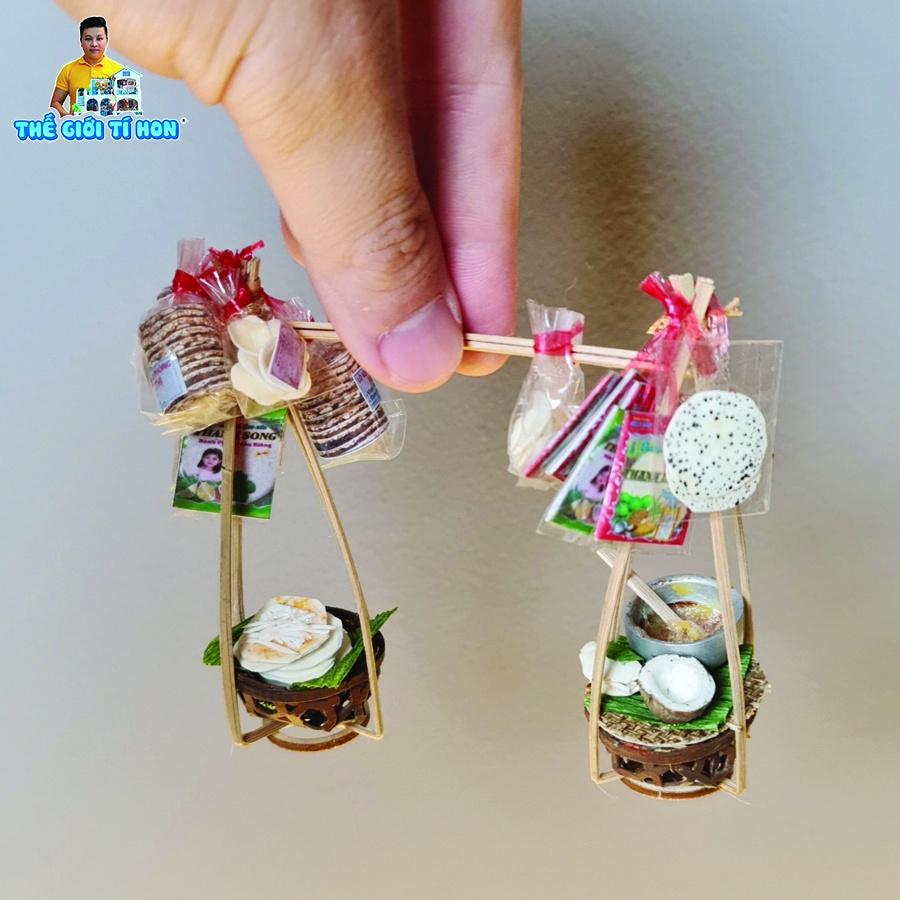 Mô Hình Xe Hàng Rong Sài Gòn Xưa Tí Hon - Thế Giới Tí Hon- BÁNH TRÁNG KẸO HR21