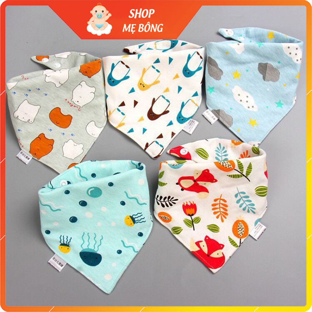 Set 5 yếm tam giác giữ ấm cổ cho bé được làm từ cotton, có cúc bấm rất tiện lợi