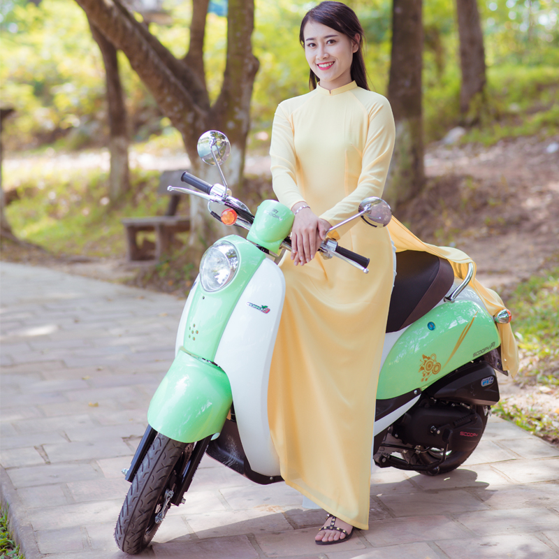 Xe ga 50cc Scoopy màu xanh lá cây nhạt